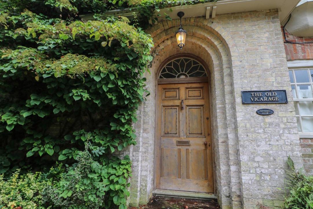 Photo of Others in Etchinghill