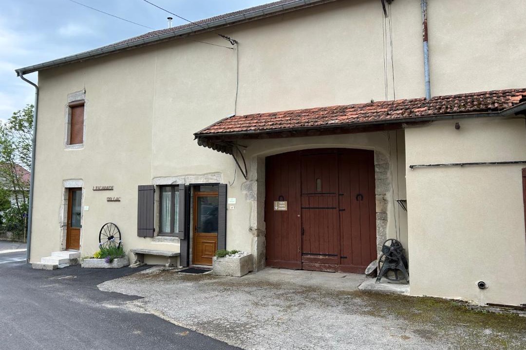 Photo of Others in Largillay-Marsonnay