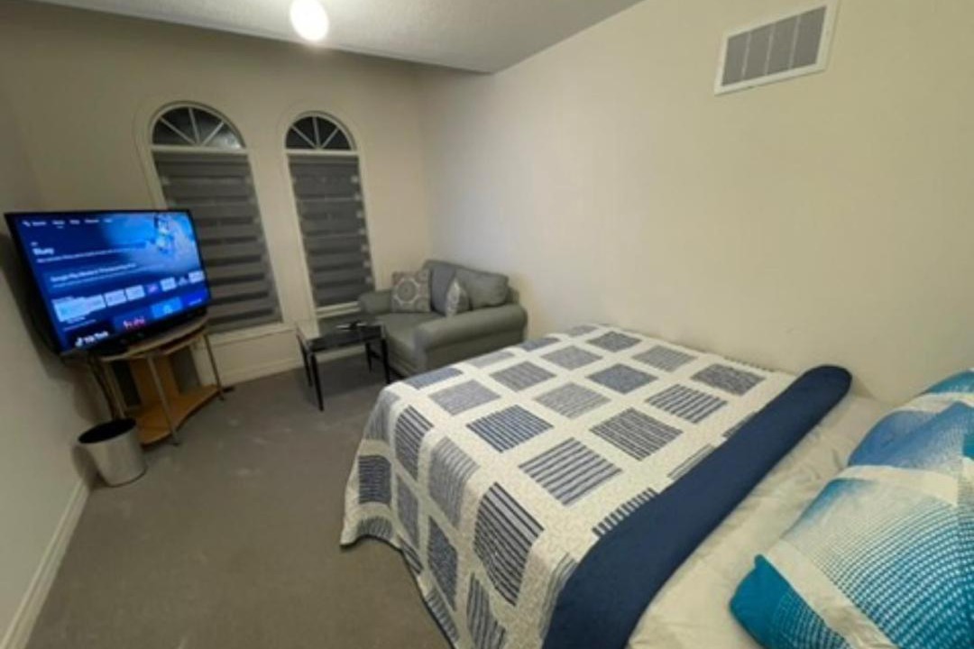 Photo of Bedroom in Oshawa