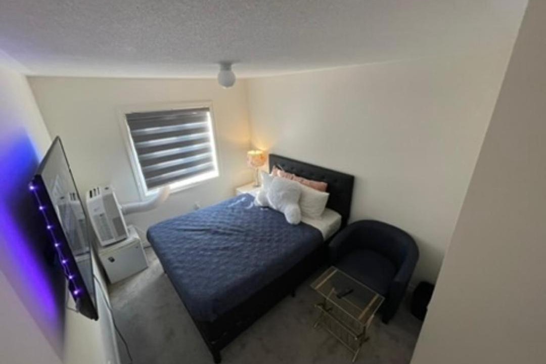 Photo of Bedroom in Oshawa