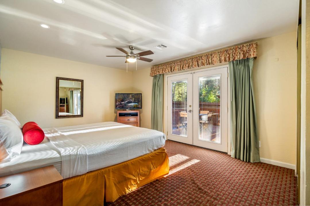 Photo of Bedroom in Pinetop
