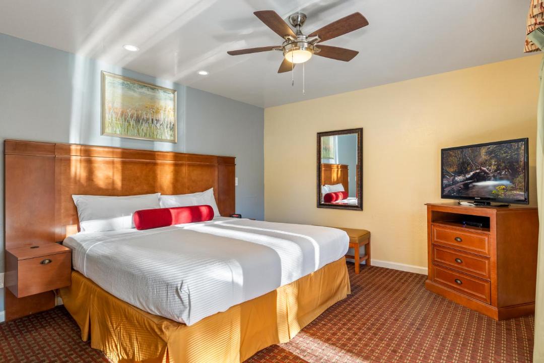 Photo of Bedroom in Pinetop