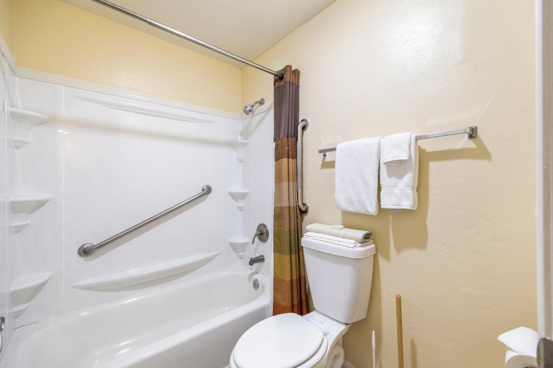 Photo of Bathroom in Pinetop