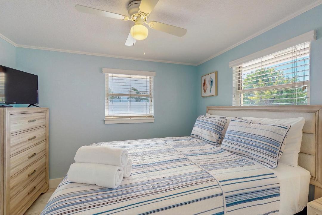 Photo of Bedroom in Holmes Beach