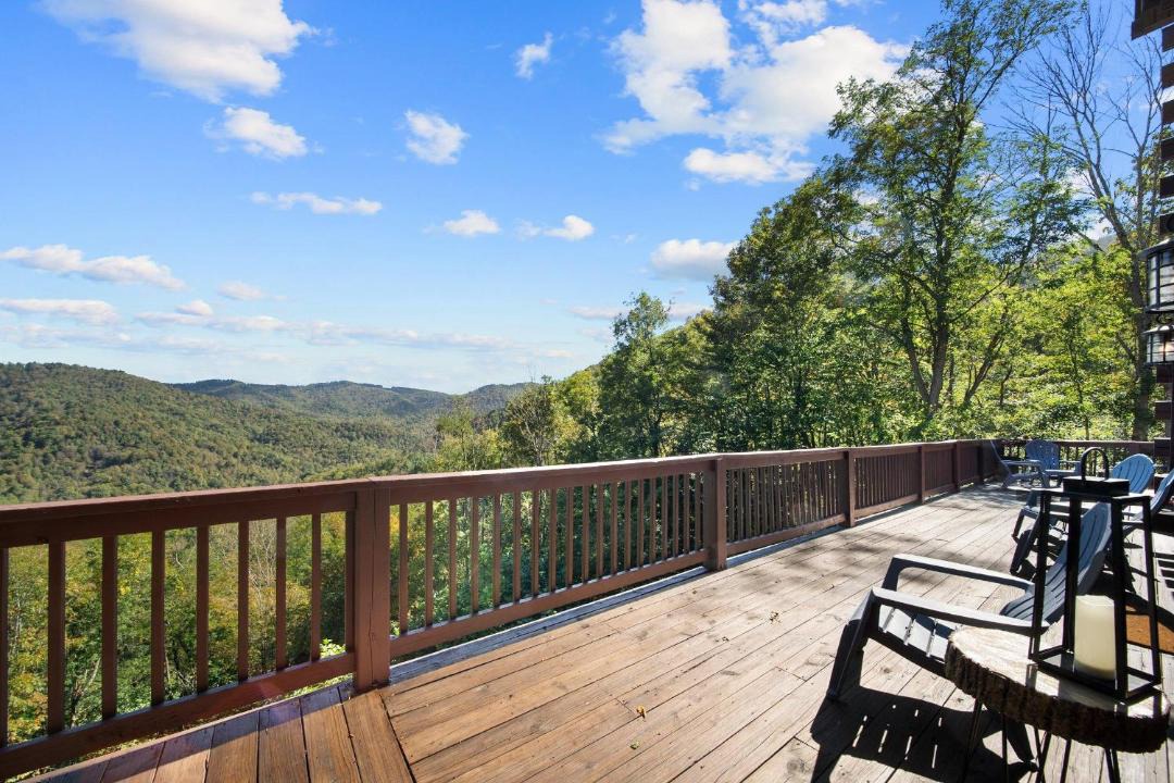 Photo of Patio Balcony in Frank