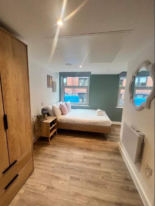 Photo of Bedroom in Bristol Floating Harbour
