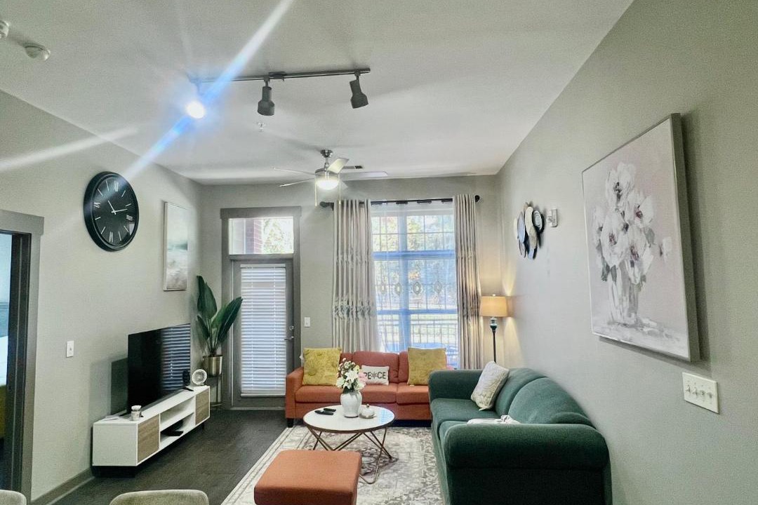Photo of Livingroom in Fourth Ward