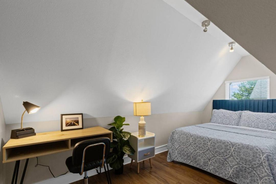 Photo of Bedroom in North Hi Mount