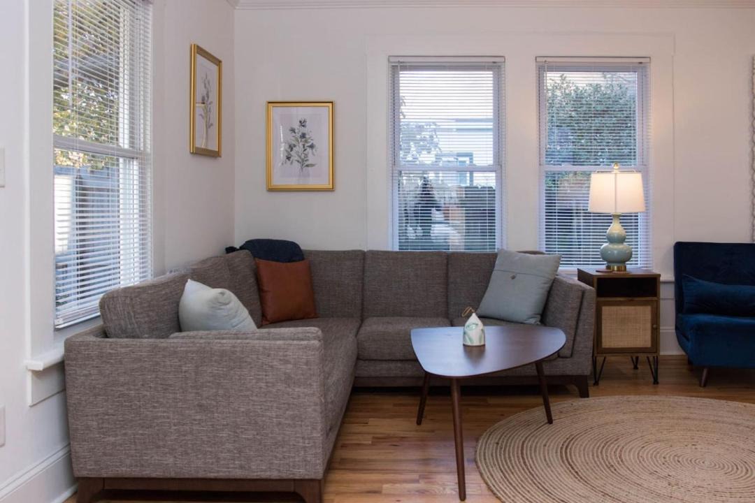 Photo of Livingroom in Dunean
