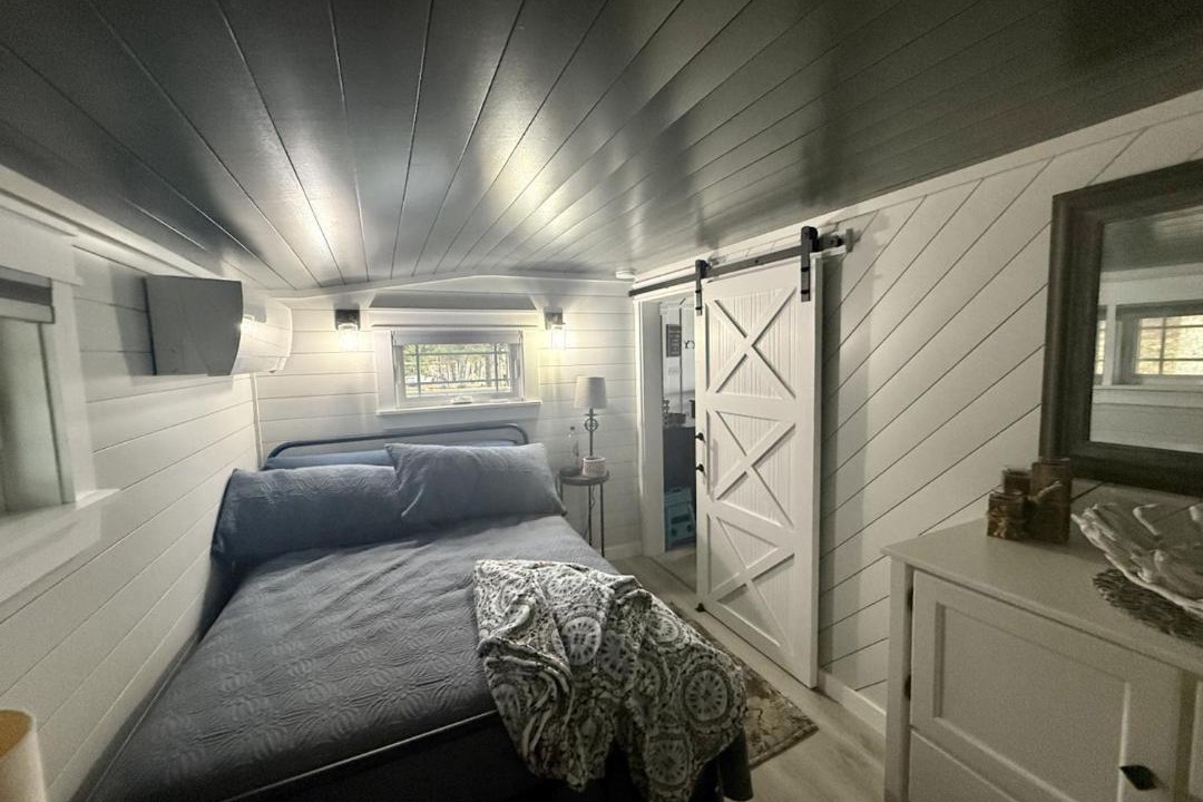 Photo of Bedroom in Baileyville