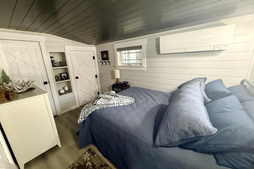 Photo of Bedroom in Baileyville