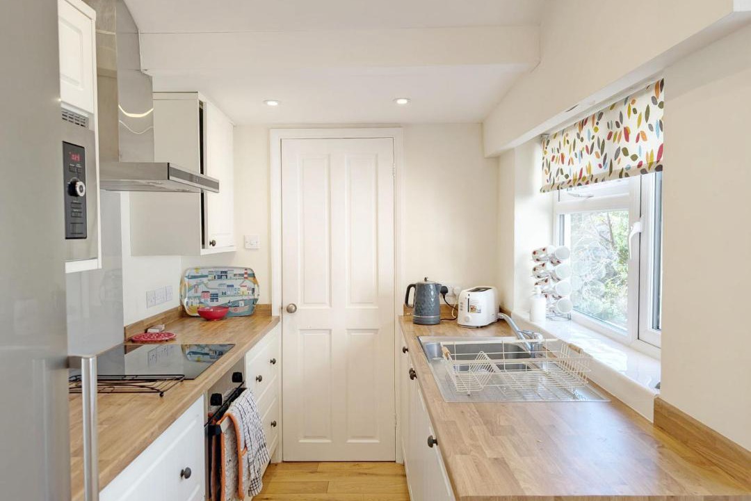 Photo of Kitchen in Midhurst