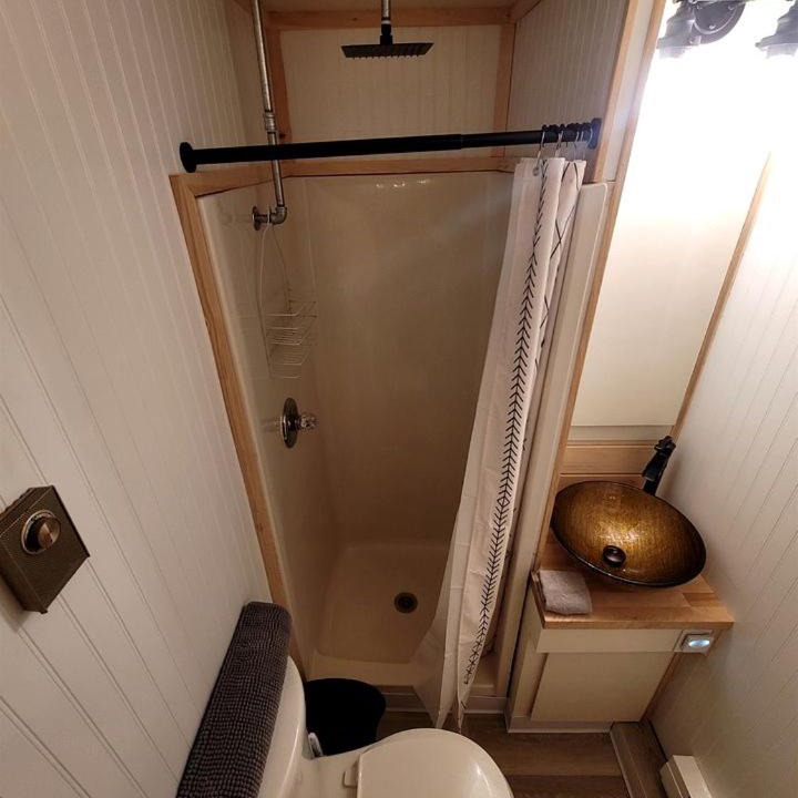 Photo of Bathroom in Luther