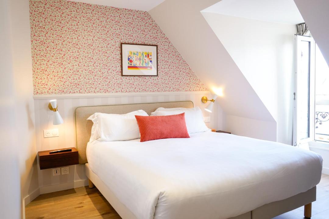 Photo of Bedroom in Batignolles