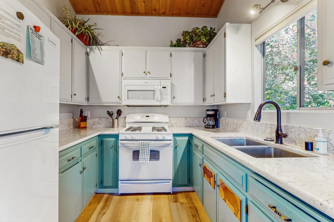 Photo of Kitchen in Arrowhead Villas