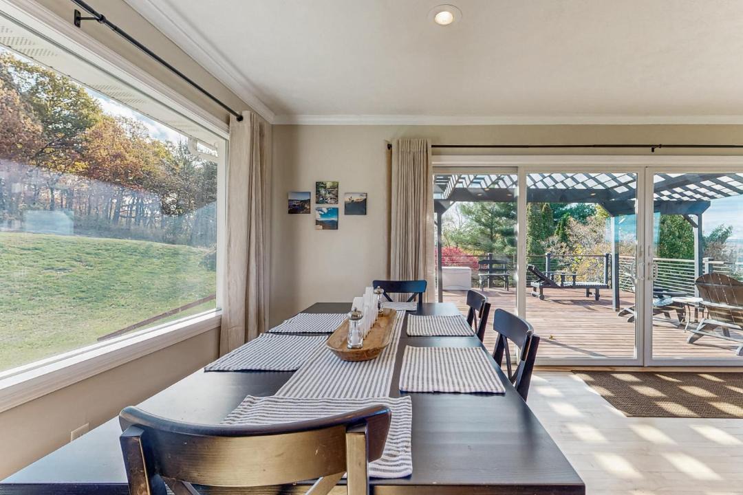 Photo of Others in Burdett