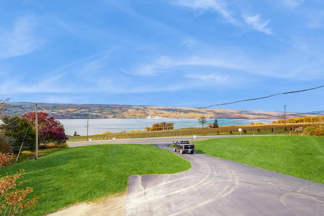 Photo of Others in Burdett