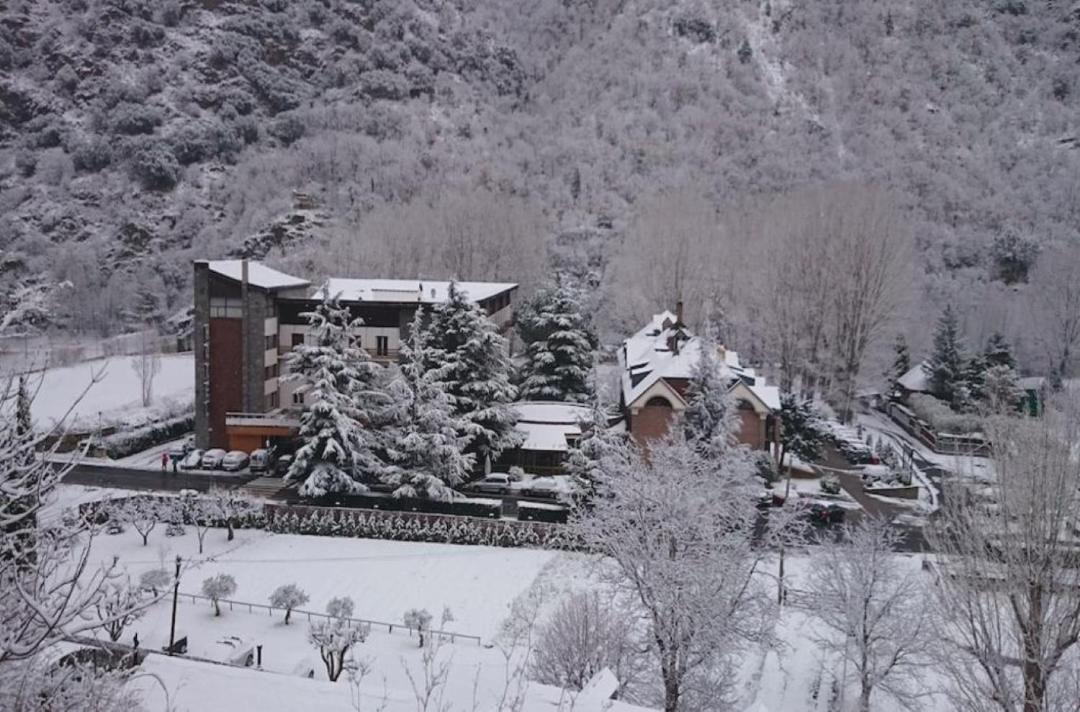 Photo of Others in Rialp