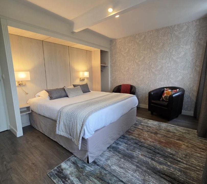 Photo of Others in Voves