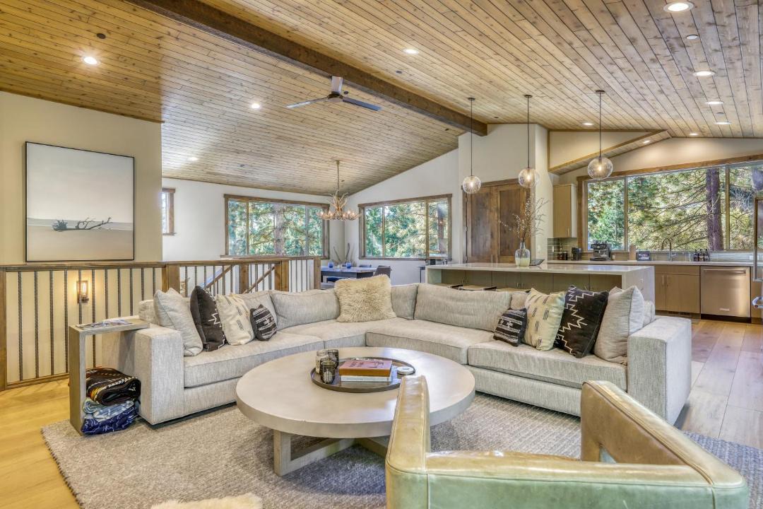 Photo of Livingroom in Comstock Acres