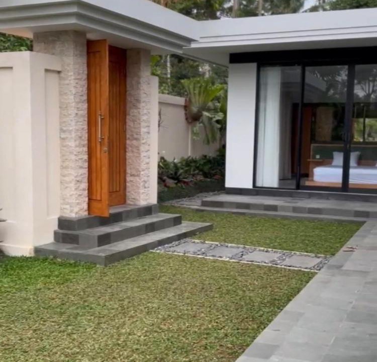 Photo of Others in Taro