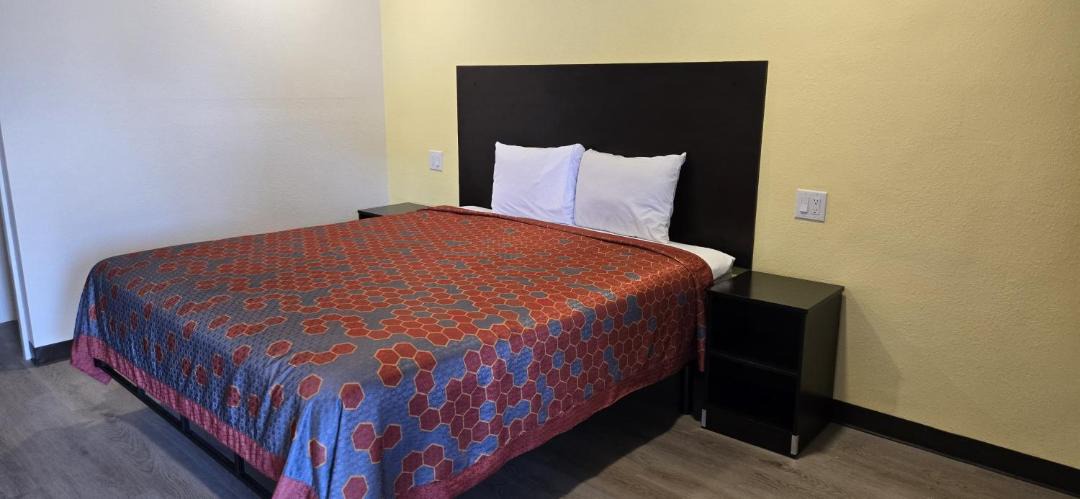 Photo of Bedroom in Lodi