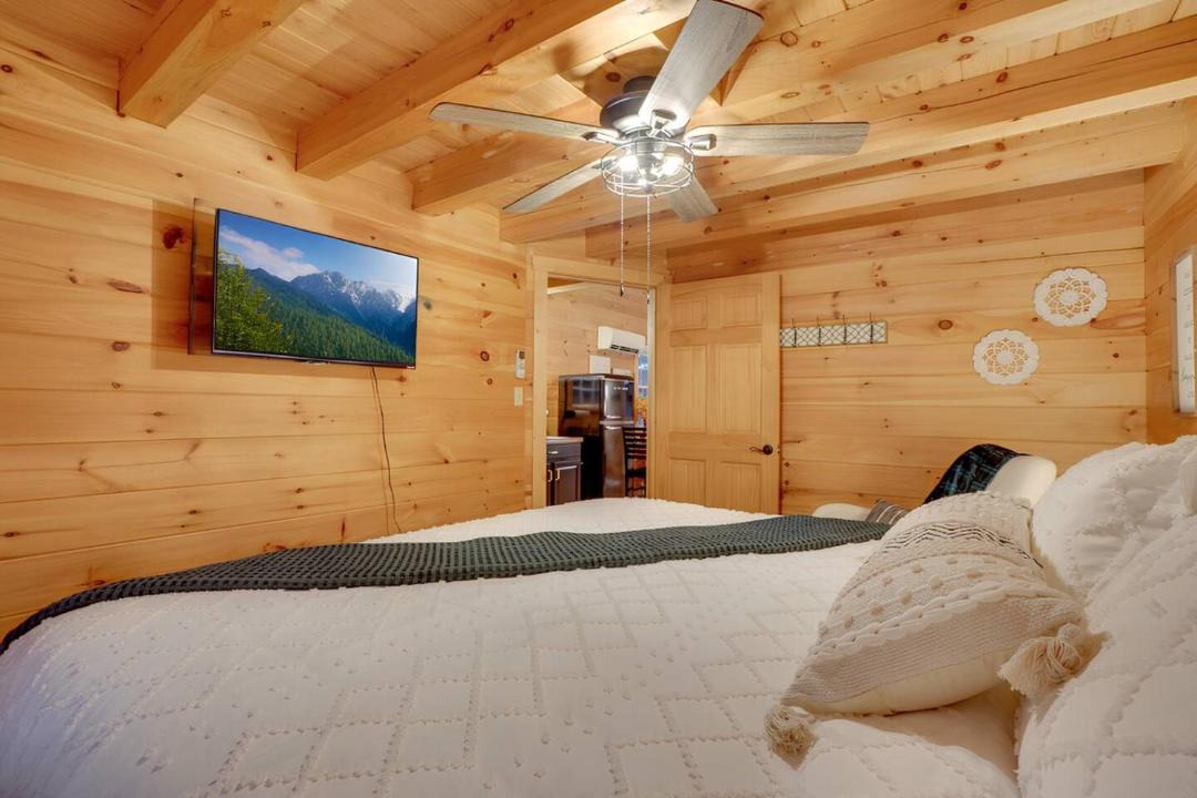 Photo of Bedroom in Cocolamus