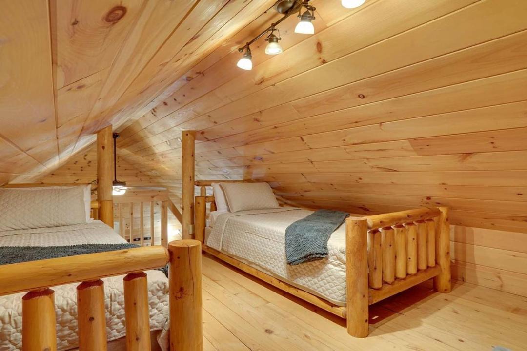 Photo of Bedroom in Cocolamus