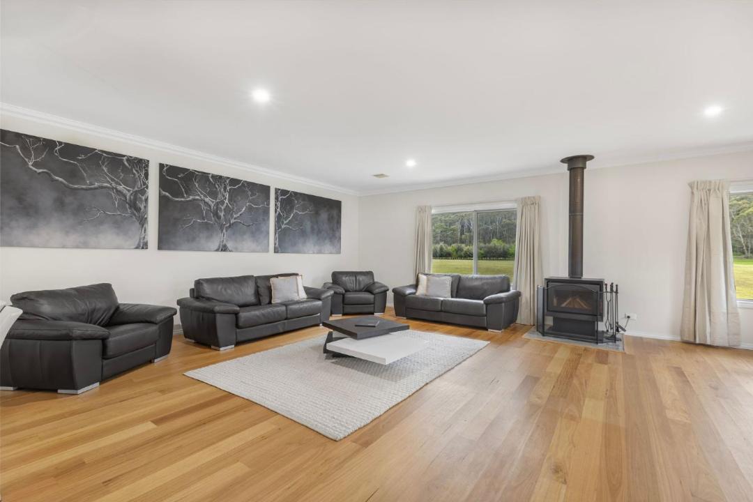 Photo of Others in Smoko