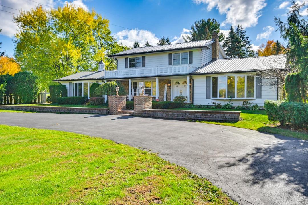 Photo of Others in Buchanan