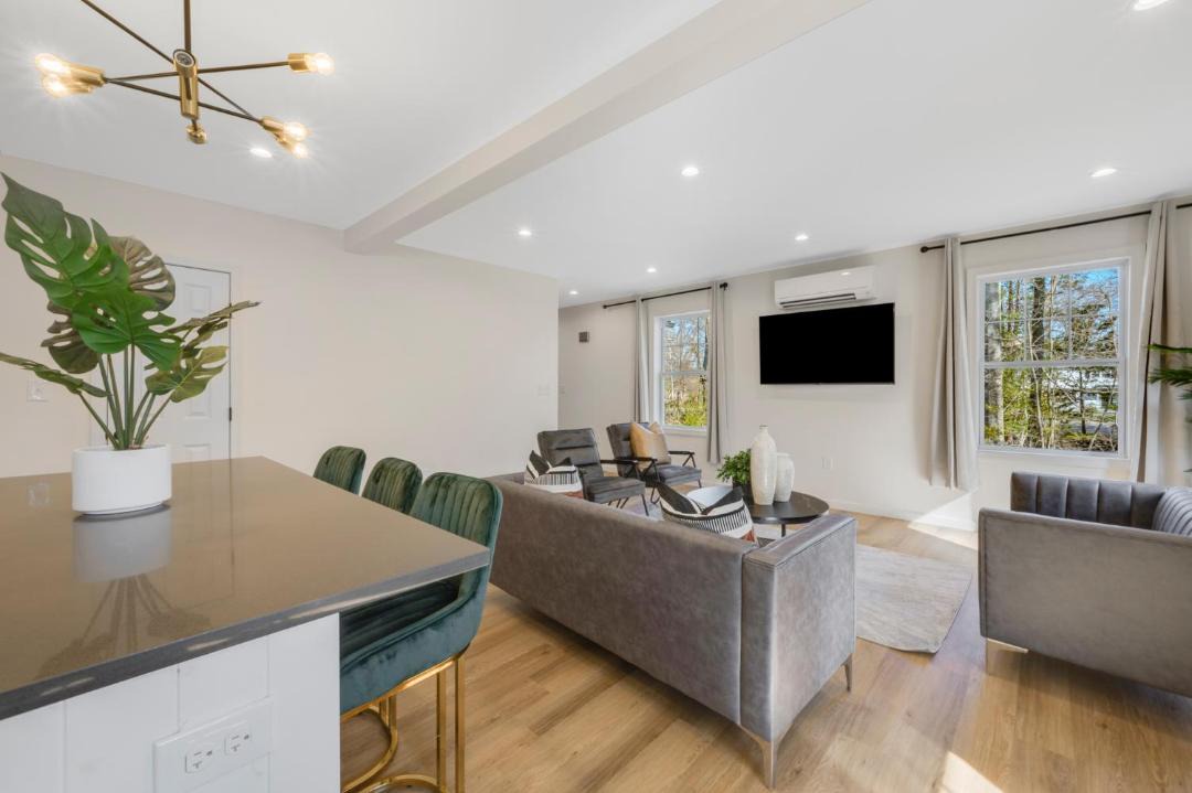 Photo of Others in Maple Hill