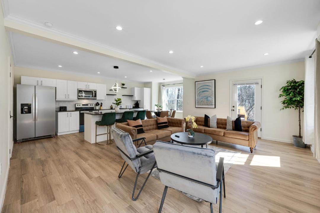 Photo of Others in Maple Hill