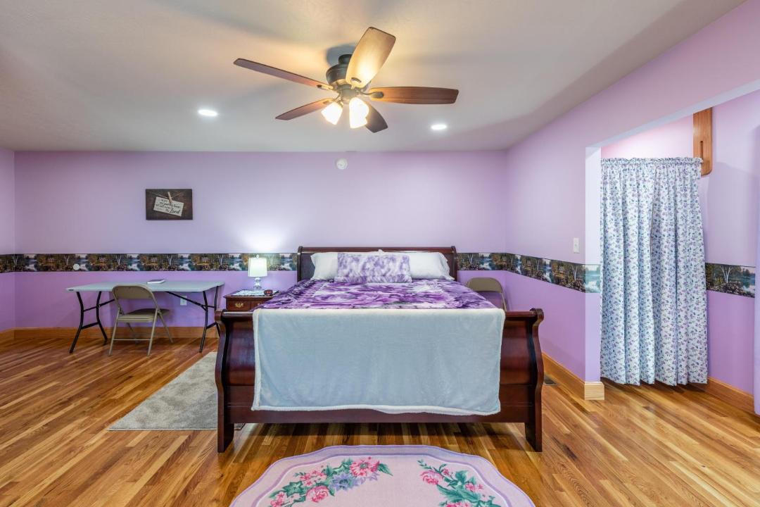 Photo of Bedroom in Bush
