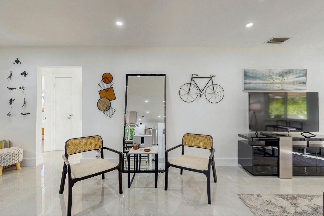 Photo of Others in Wilton Manors