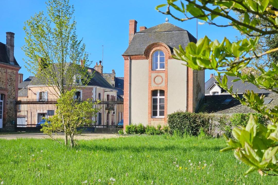 Photo of Others in Craon