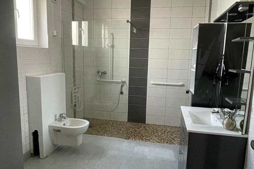 Photo of Others in La Chapelle-Saint-Mesmin