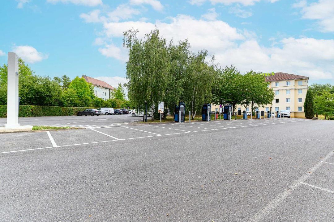Photo of Others in Bussy-Saint-Georges