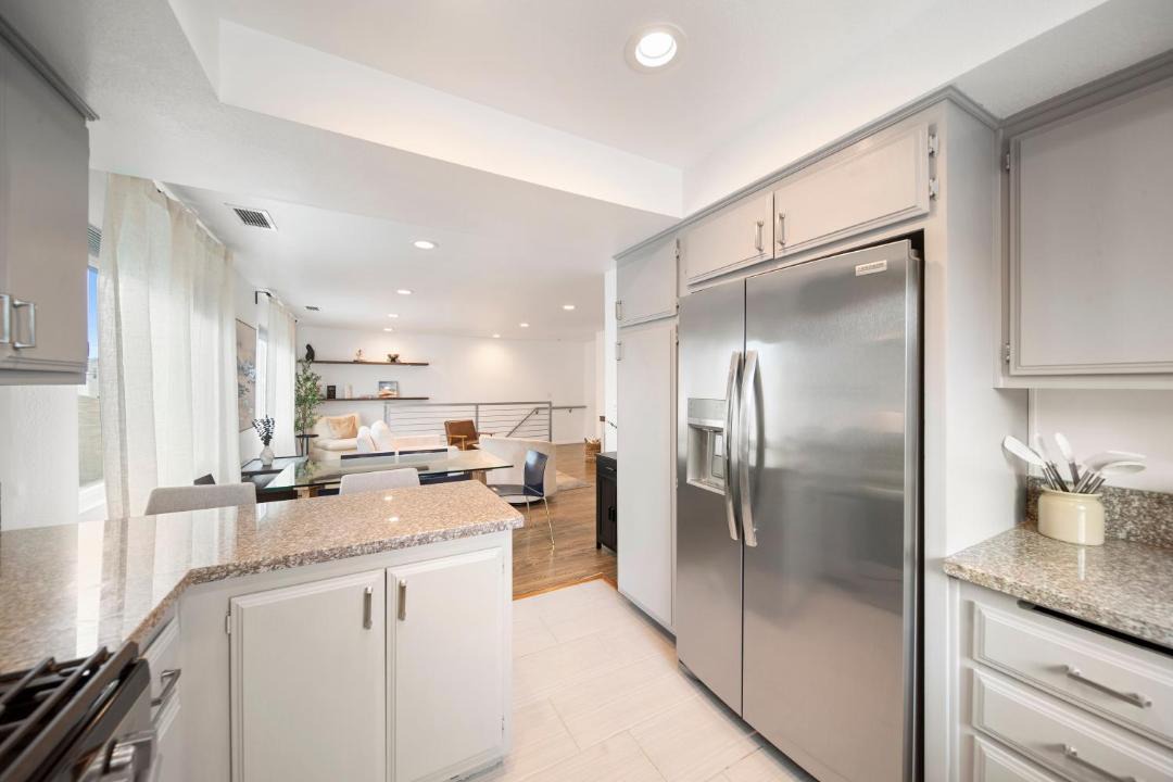 Photo of Kitchen in Lawndale