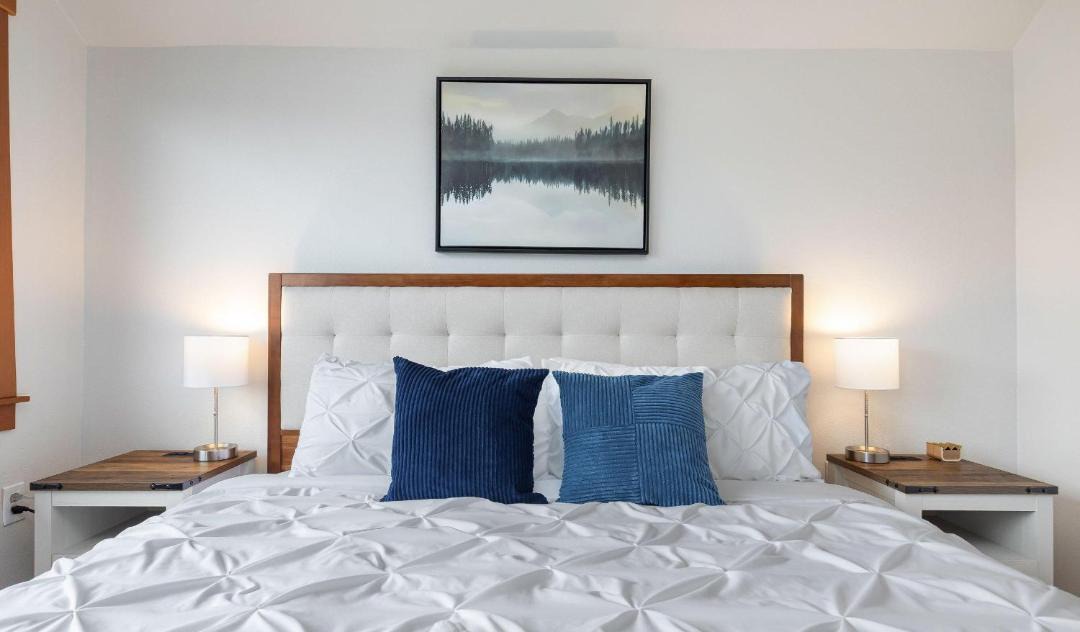 Photo of Bedroom in Lower Queen Anne