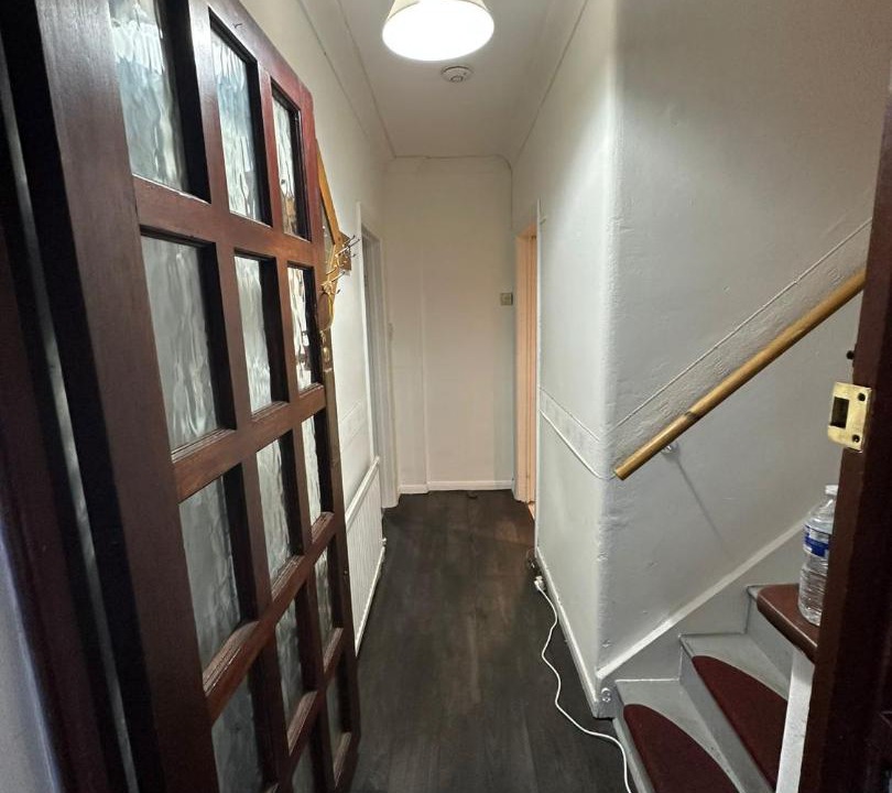 Photo of Others in Becontree