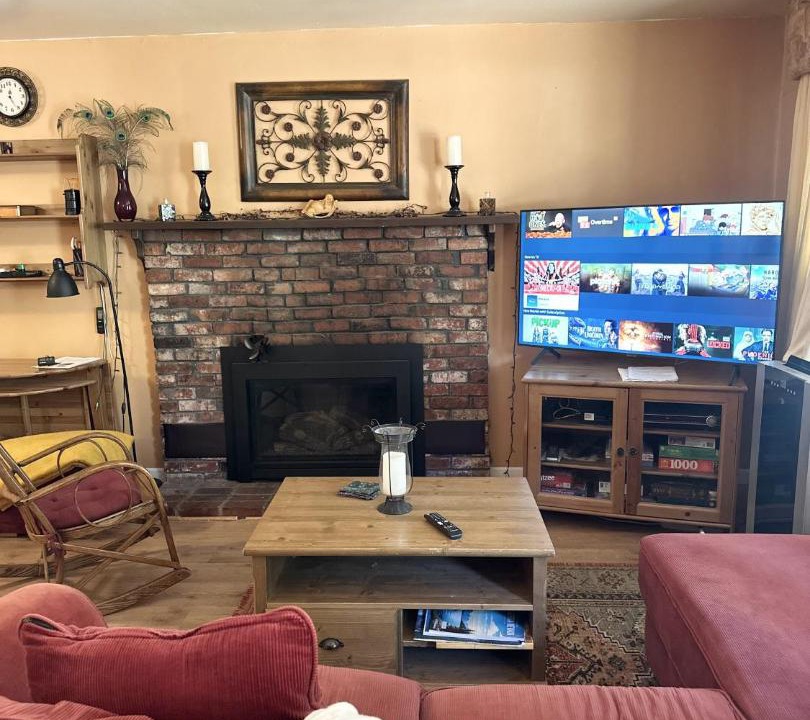 Photo of Livingroom in Sierra Tract