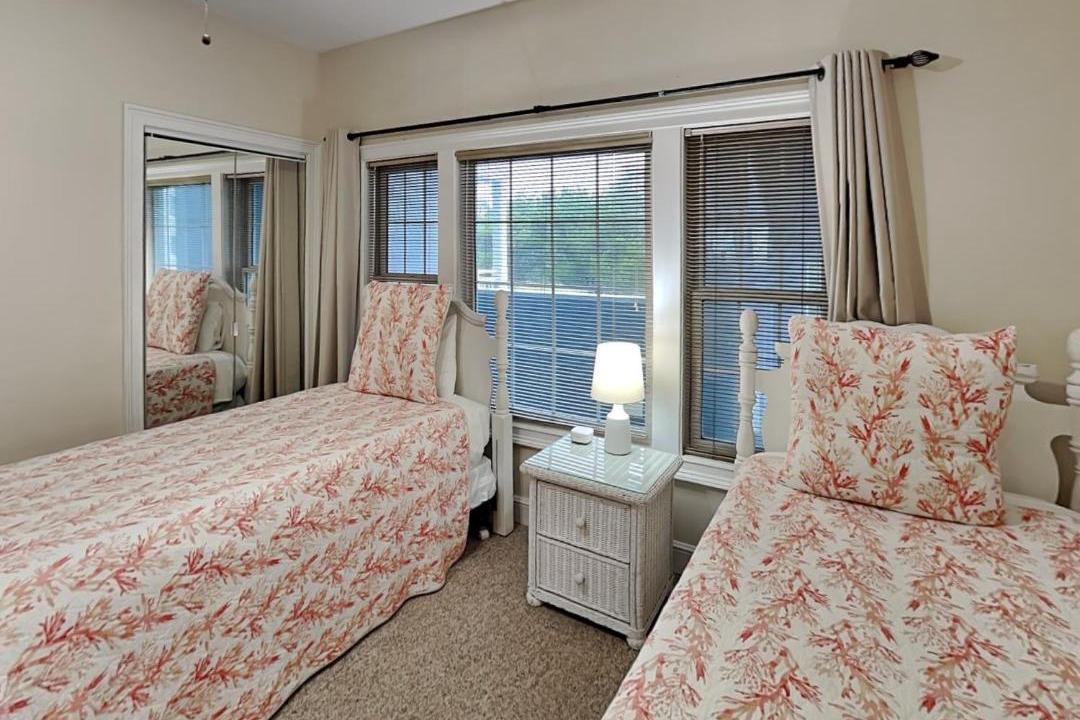 Photo of Bedroom in Tybee Island