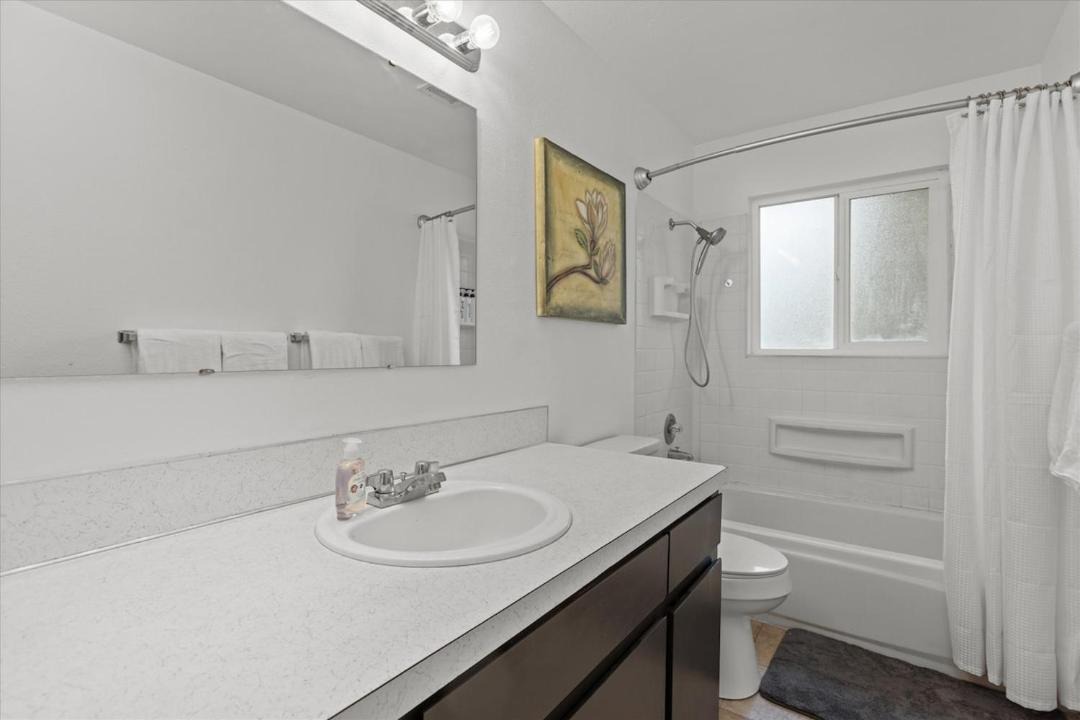 Photo of Bathroom in Hillcrest