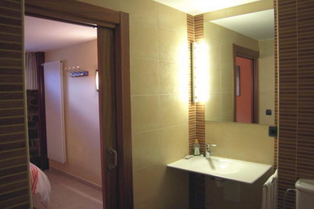 Photo of Bathroom in Herreros