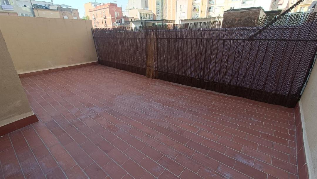 Photo of Patio Balcony in El Camp de l'Arpa del Clot
