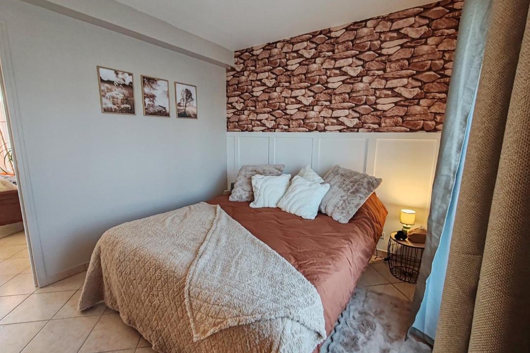 Photo of Bedroom in Picauville