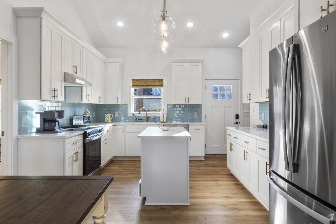Photo of Kitchen in Townville