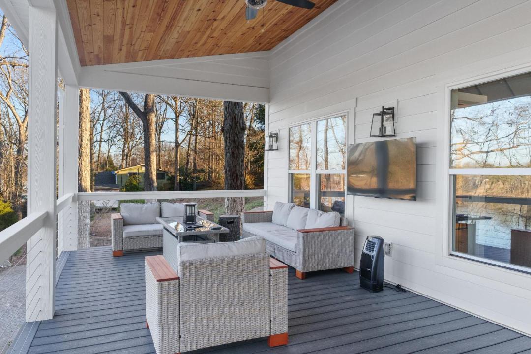 Photo of Patio Balcony in Townville