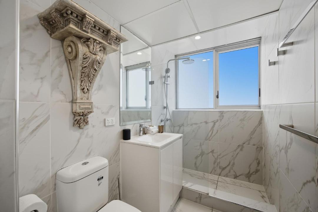 Photo of Bathroom in Main Beach