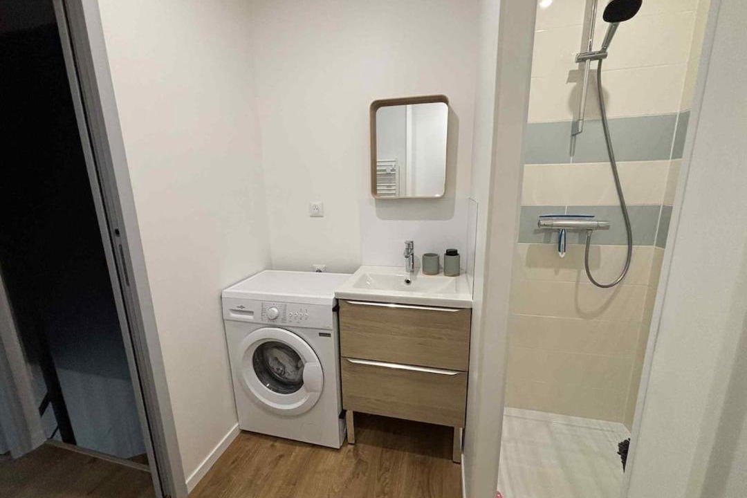 Photo of Bathroom in Roclincourt